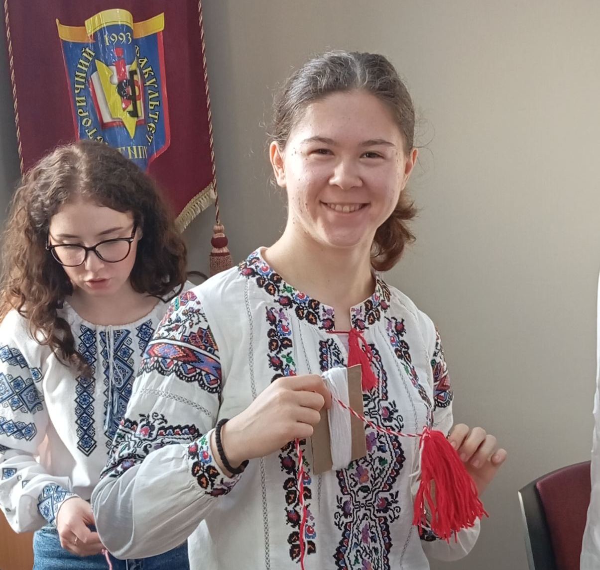 У процесі виготовлення мартенички У процесі виготовлення мартенички